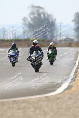 media/Sep-20-2025-TrackDaz (Sat) [[27f0cde673]]/B Group/220pm (Turn 9)/